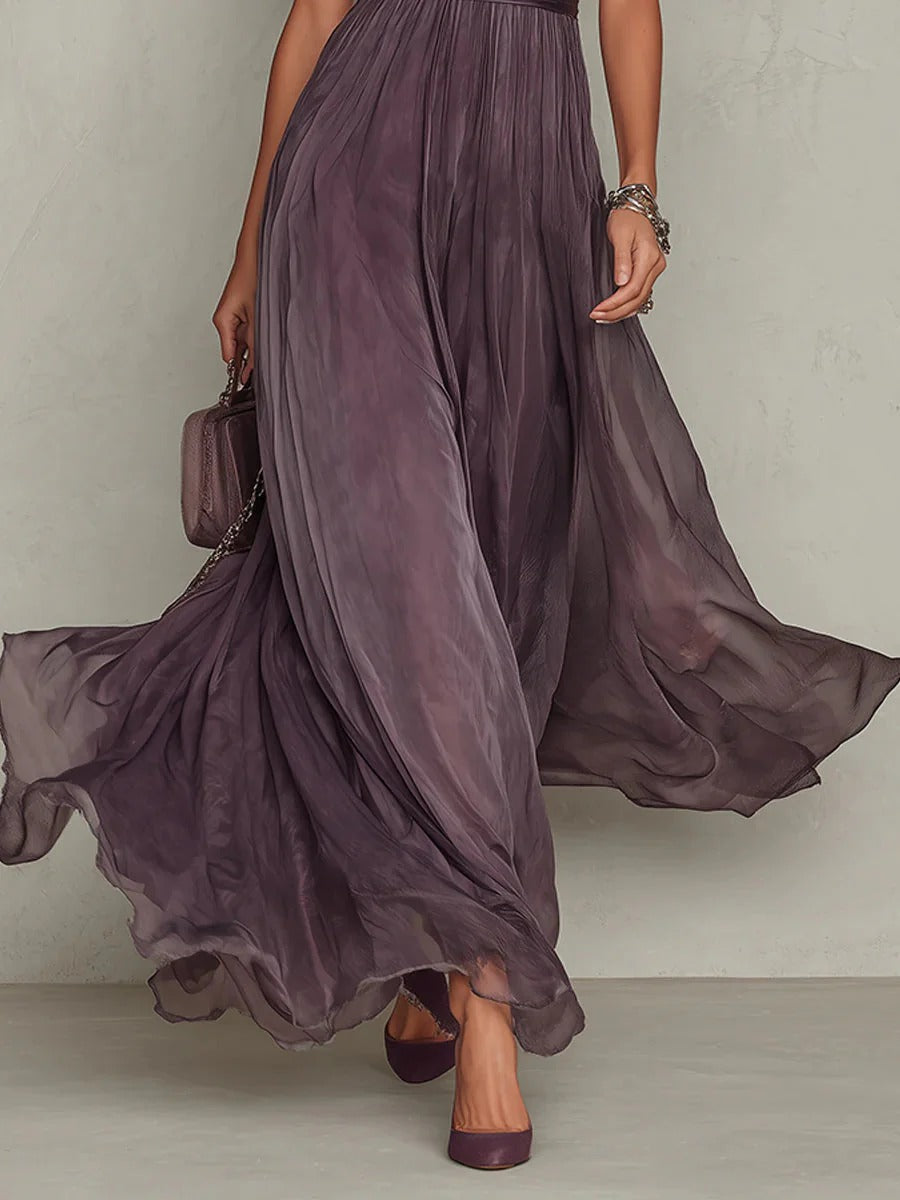 Noirel | Vestido largo morado con escote en forma de cerradura